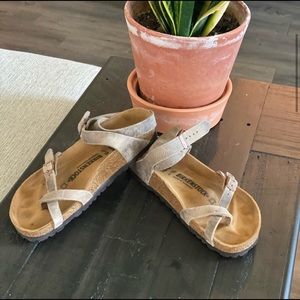 Birkenstock Yara Size 39 EUC